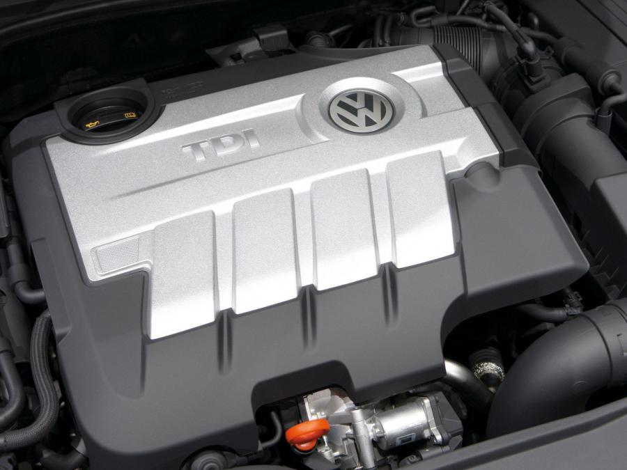  Volkswagen Golf GTD 3-Door 2009 года  (фото 2 из 34)